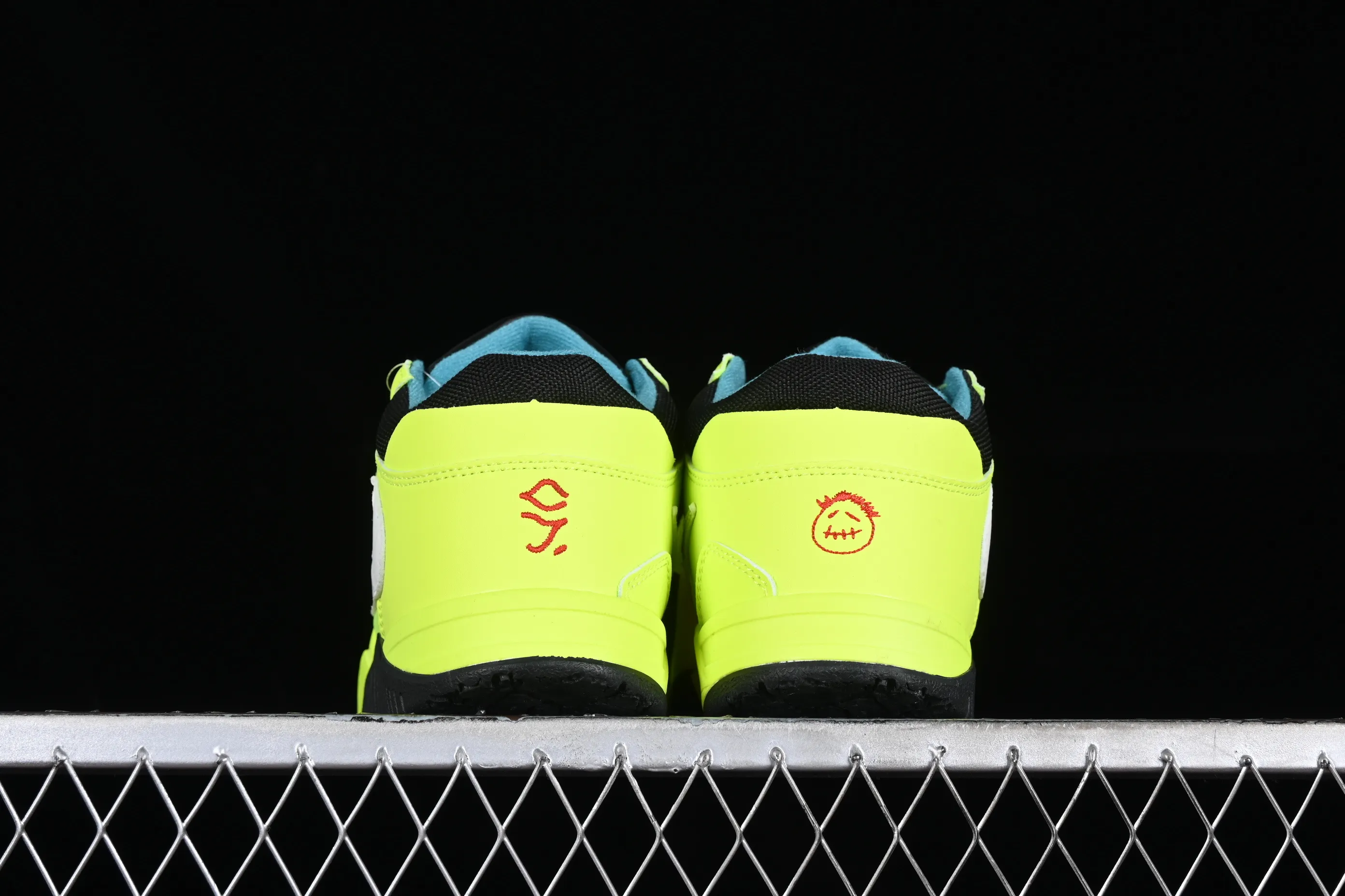 All Categories Air Jordan Jordan Series Basketball Shoes Air Jordan 1 Low Travis Scott x Jordan Cut The Check AJ1 Joe 1 Hook Velcro Fashion Basketball Shoes FZ8117-309
